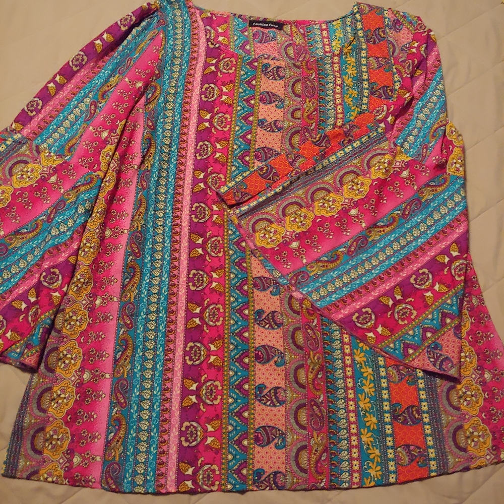 Colorful top